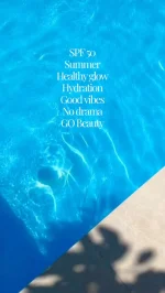 Et lille strejf af sommer. ☀️💙
Nyd den.

#summerglow #beautytips #poolvibes #gobeauty